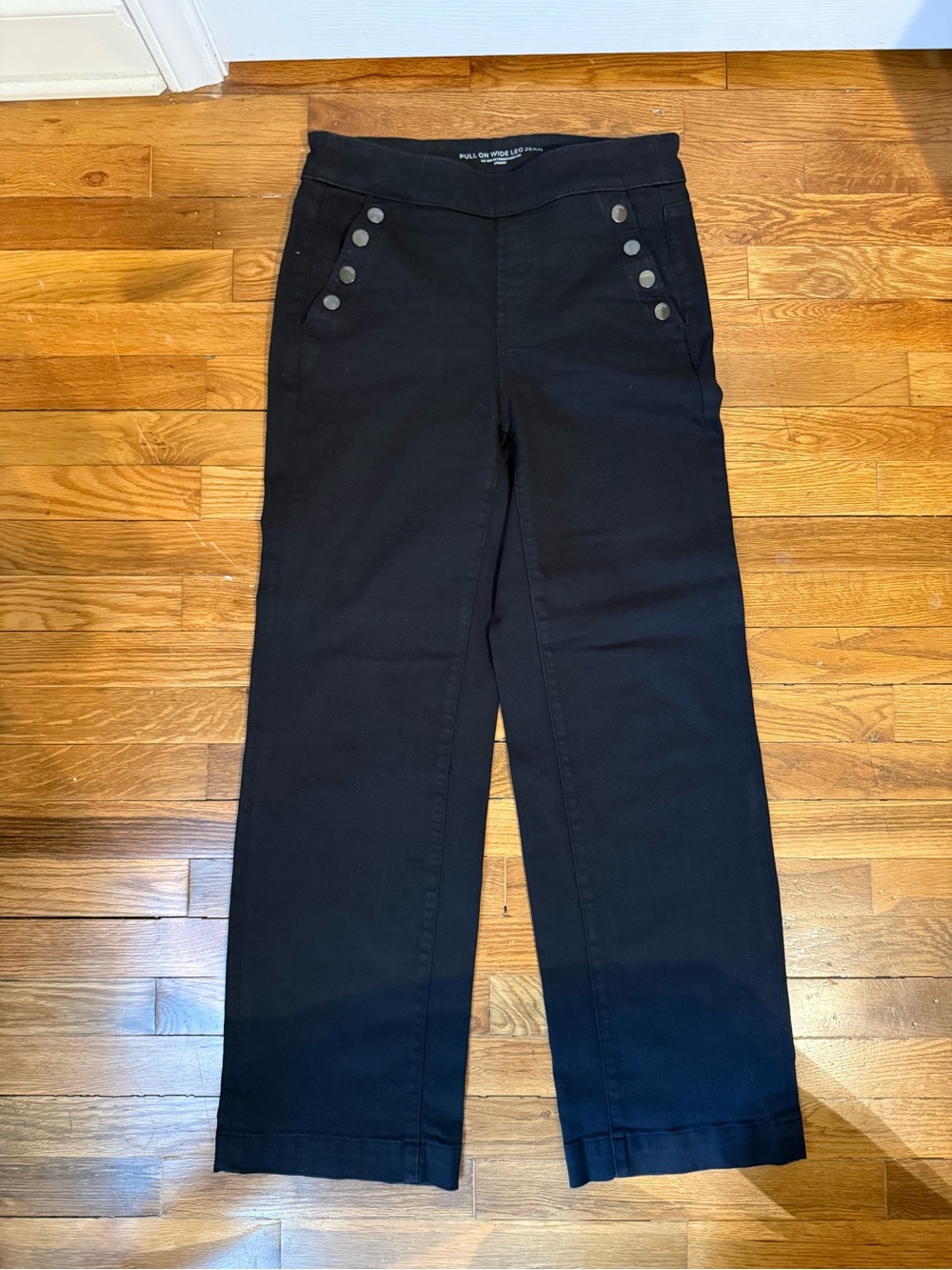 Chico’s Woman’s Pull-On Button Detail Wide Leg Jean